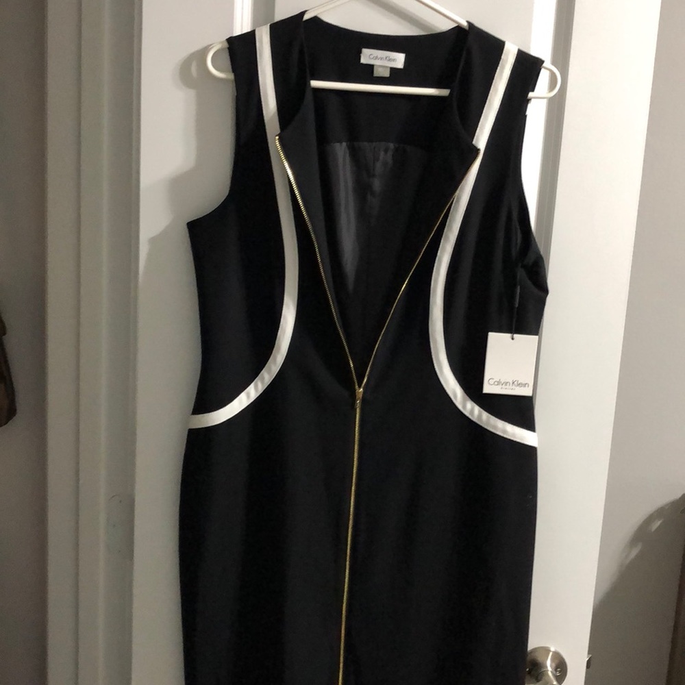 Calvin Klein NWT - Picture 3 of 7